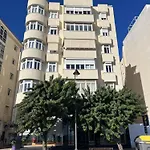 Eb4a - Frontline Apartment *